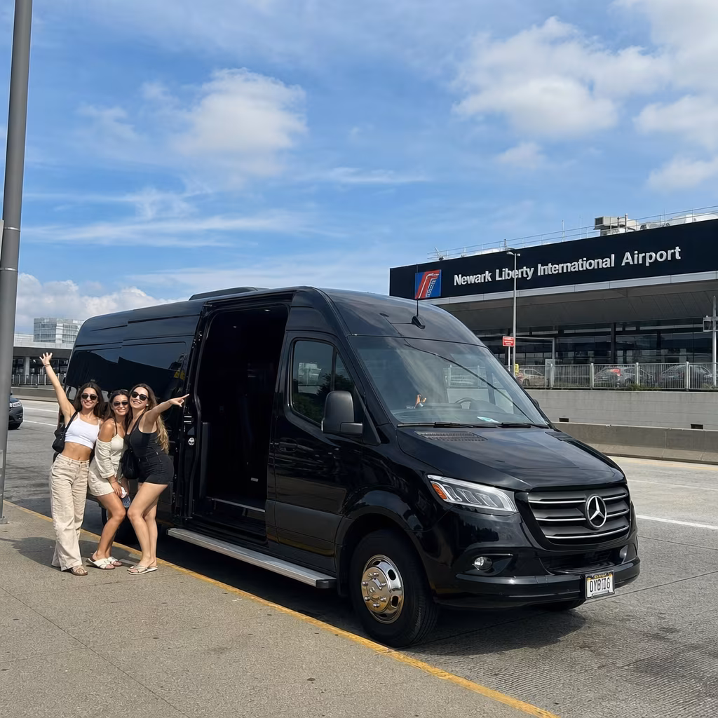Rent a Bus to Newark Liberty International Airport (EWR)