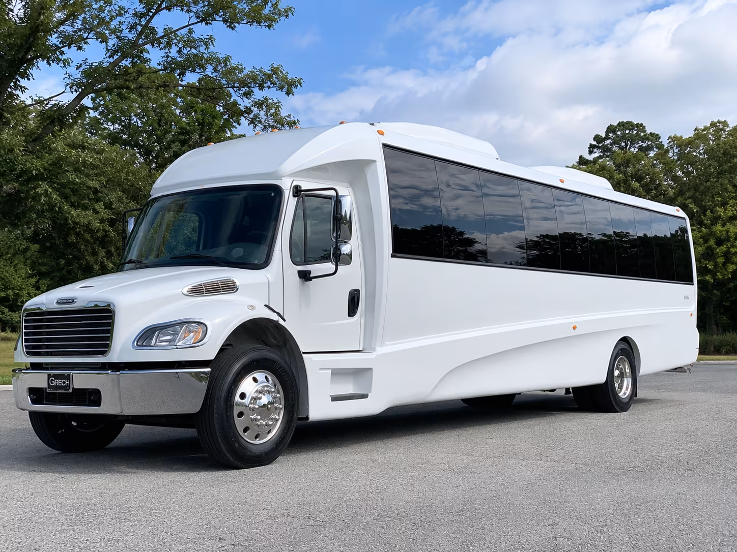 New Brunswick Birthday, Sweet 16, & Quinceañera Party Bus Rentals