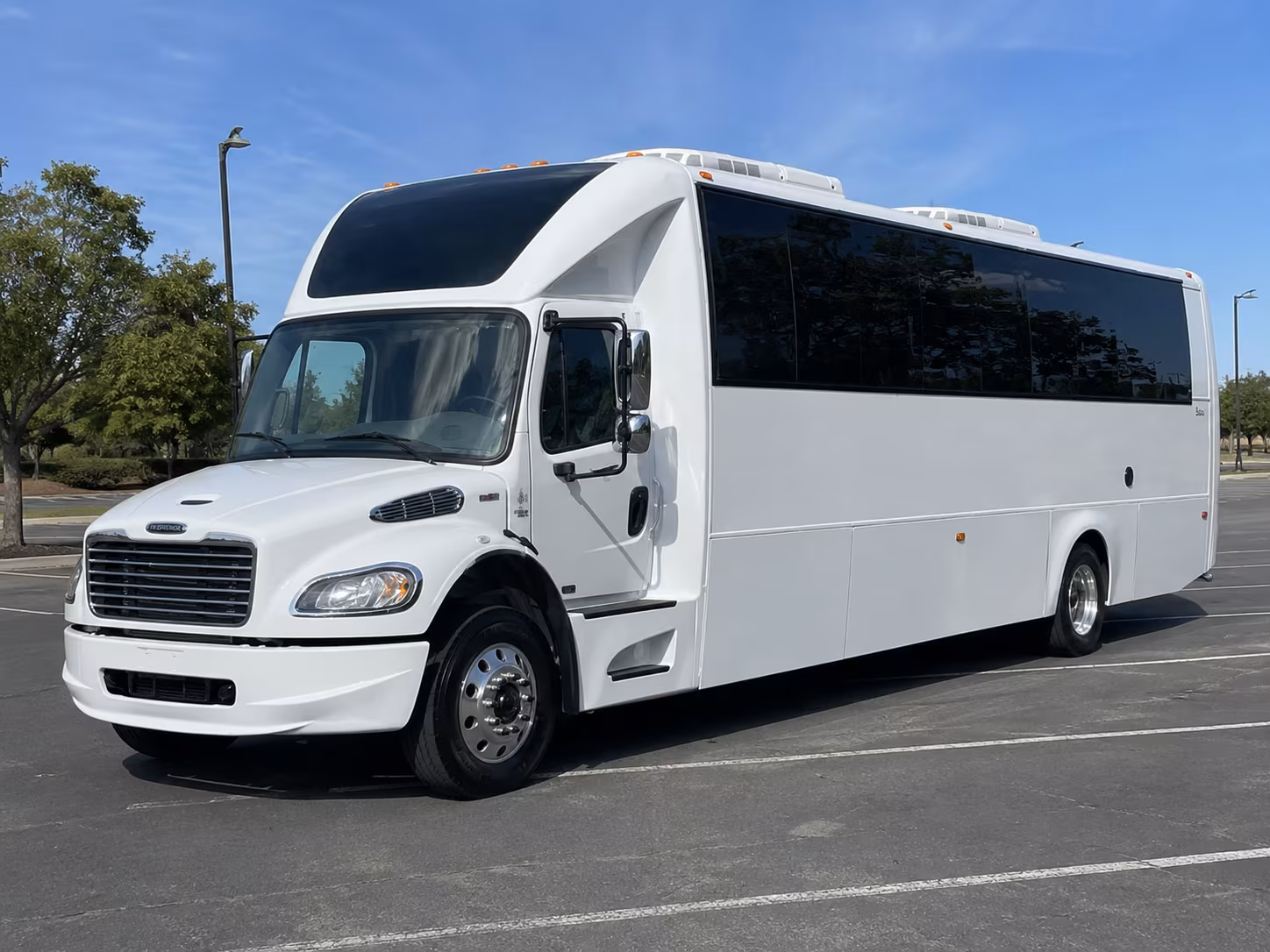 New Brunswick Birthday, Sweet 16, & Quinceañera Transportation party bus exterior