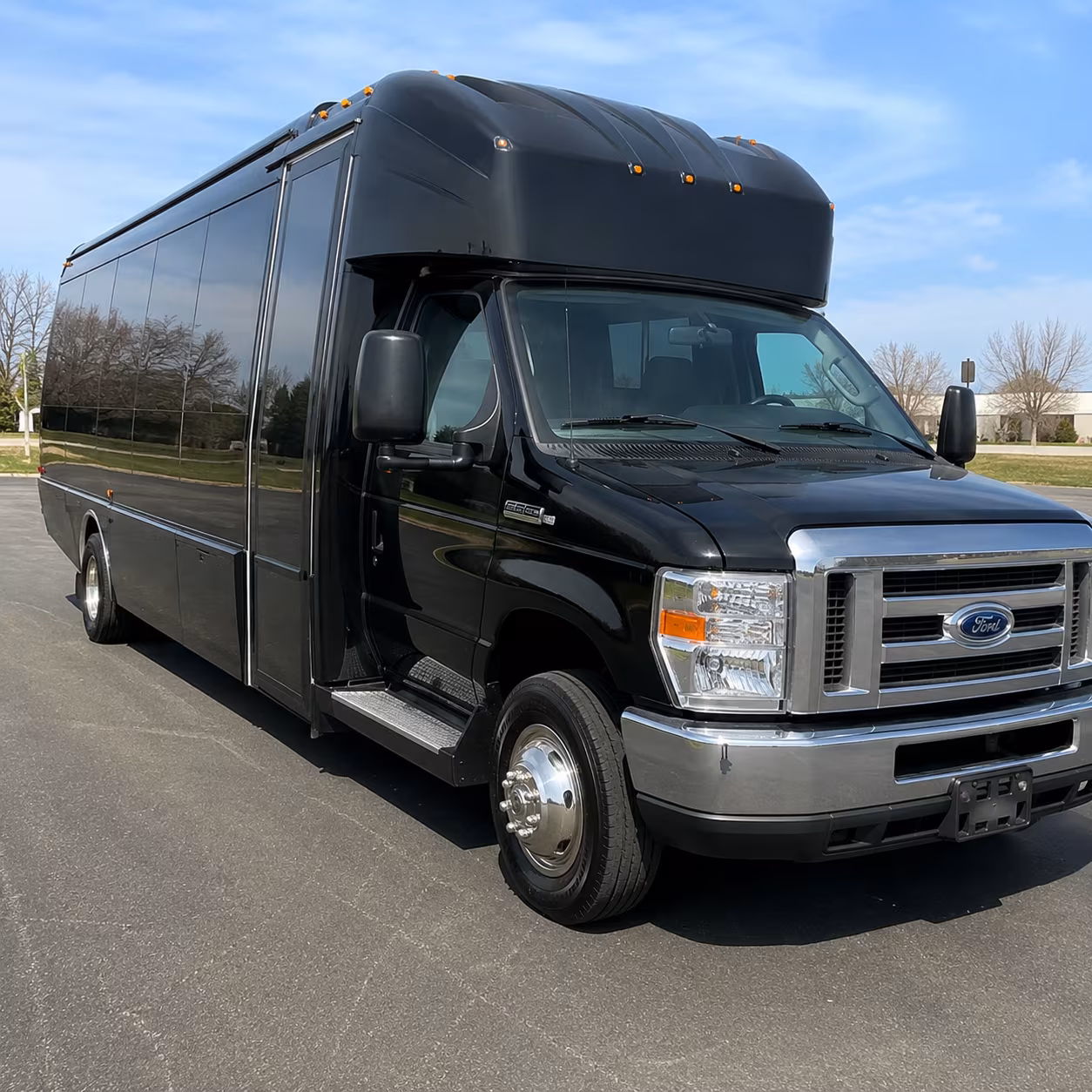 New Brunswick Winery Tour & Pub Crawl Transportation party bus exterior